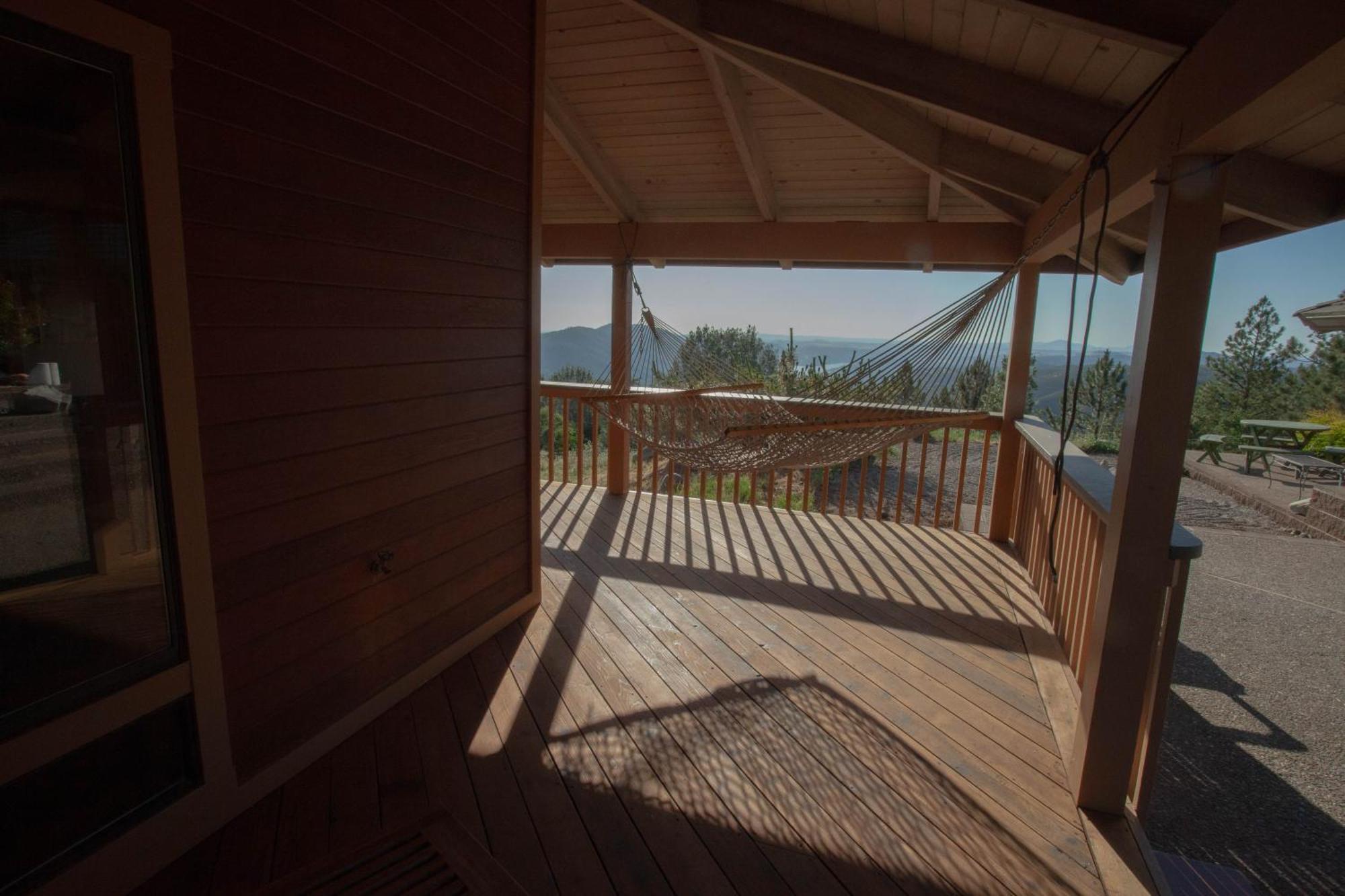 غروفلاند Priest Station Cafe & Cabins المظهر الخارجي الصورة